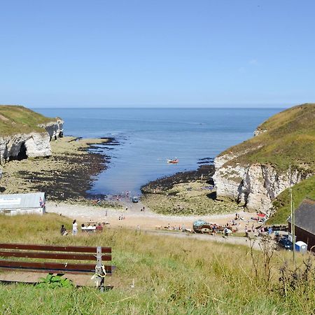 Guillemot Cottage Фламбъро Екстериор снимка